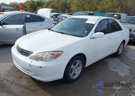 2003 Toyota Camry Le from USA, damaged, VIN 4T1BE32K93U118910